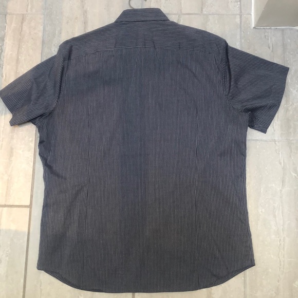 Men’s Casual Shirt - Picture 4 of 5